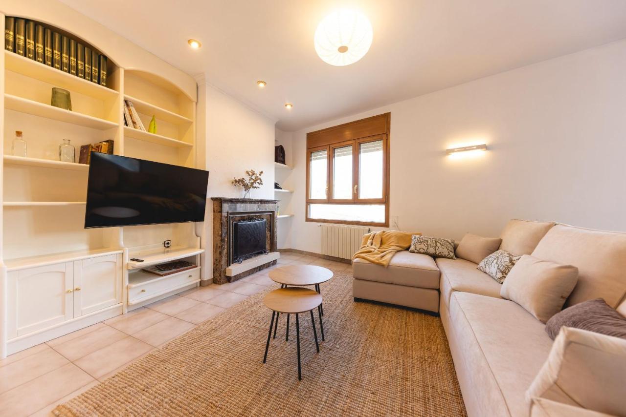 Bravissimo El Lleo, Bright 4-Bedroom Apartment Girona Dış mekan fotoğraf