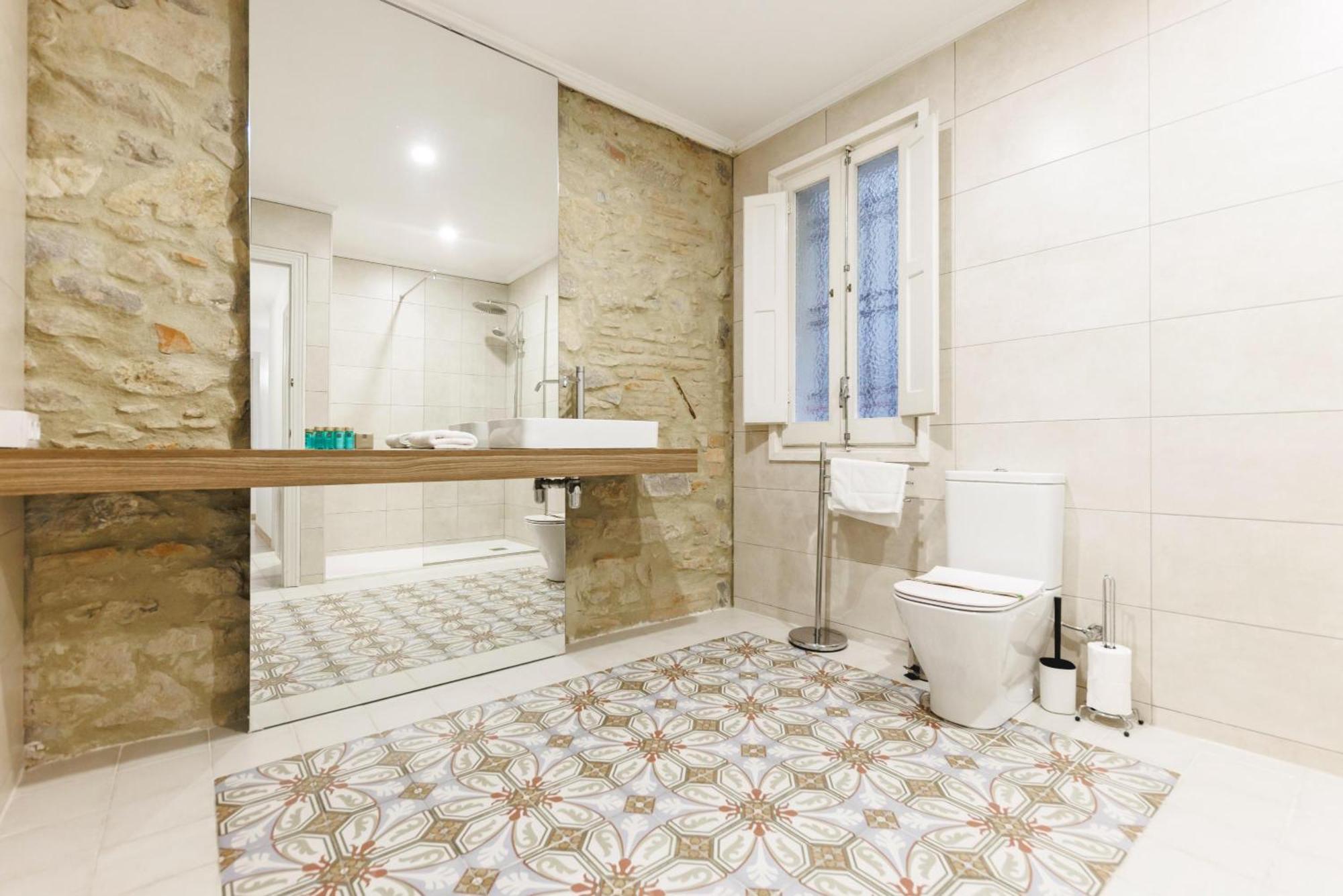 Bravissimo El Lleo, Bright 4-Bedroom Apartment Girona Dış mekan fotoğraf